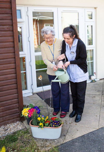 Caring and support  at elderly and dementia care home Orchard Court
